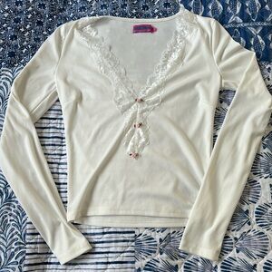 NWOT Edikted v-neck lace top